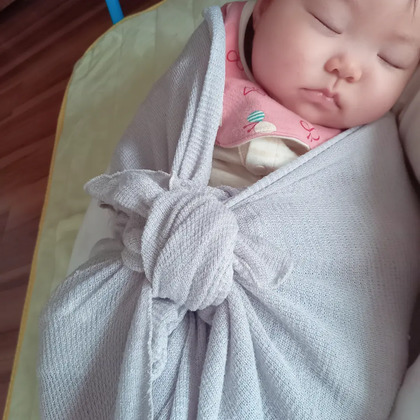 「赤ちゃんの手足が冷たいんですけど、大丈夫ですか？」
「掛物けっとばしちゃう…」